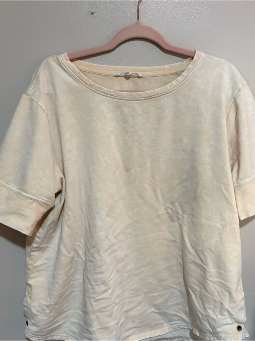 Cream Short-Sleeve Button-Tab Sweatshirt